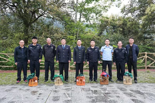 放生现场。受访单位供图